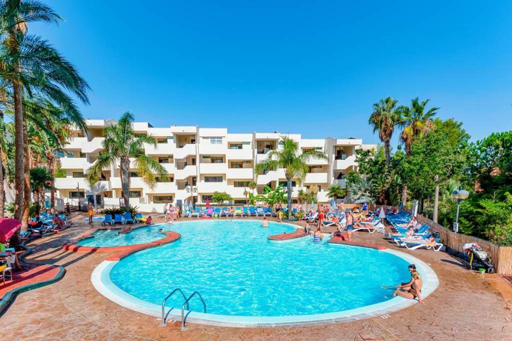 Costa Apartment *